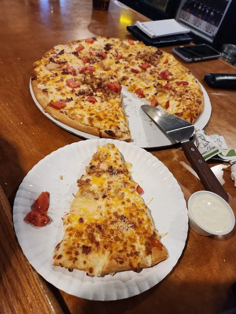 Chicken Alfredo Pizza